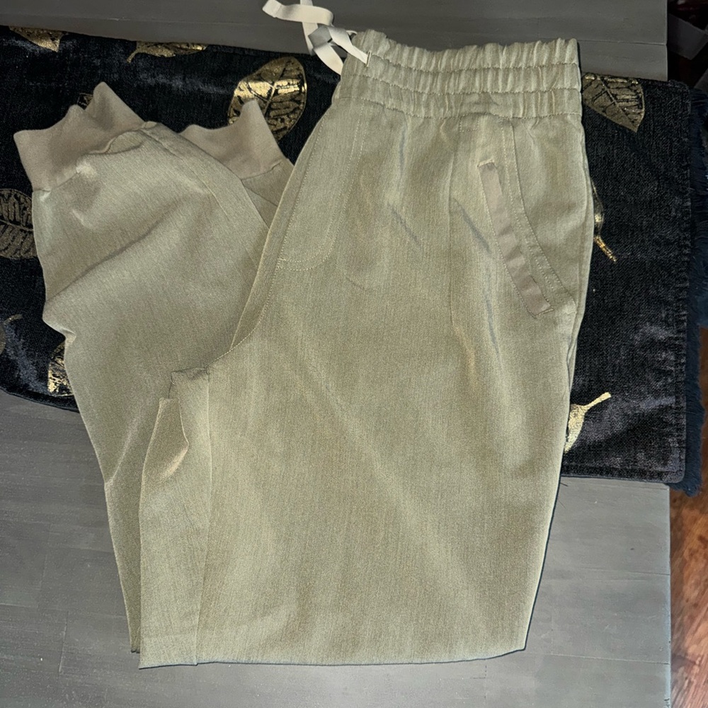 Figs heather olive joggers